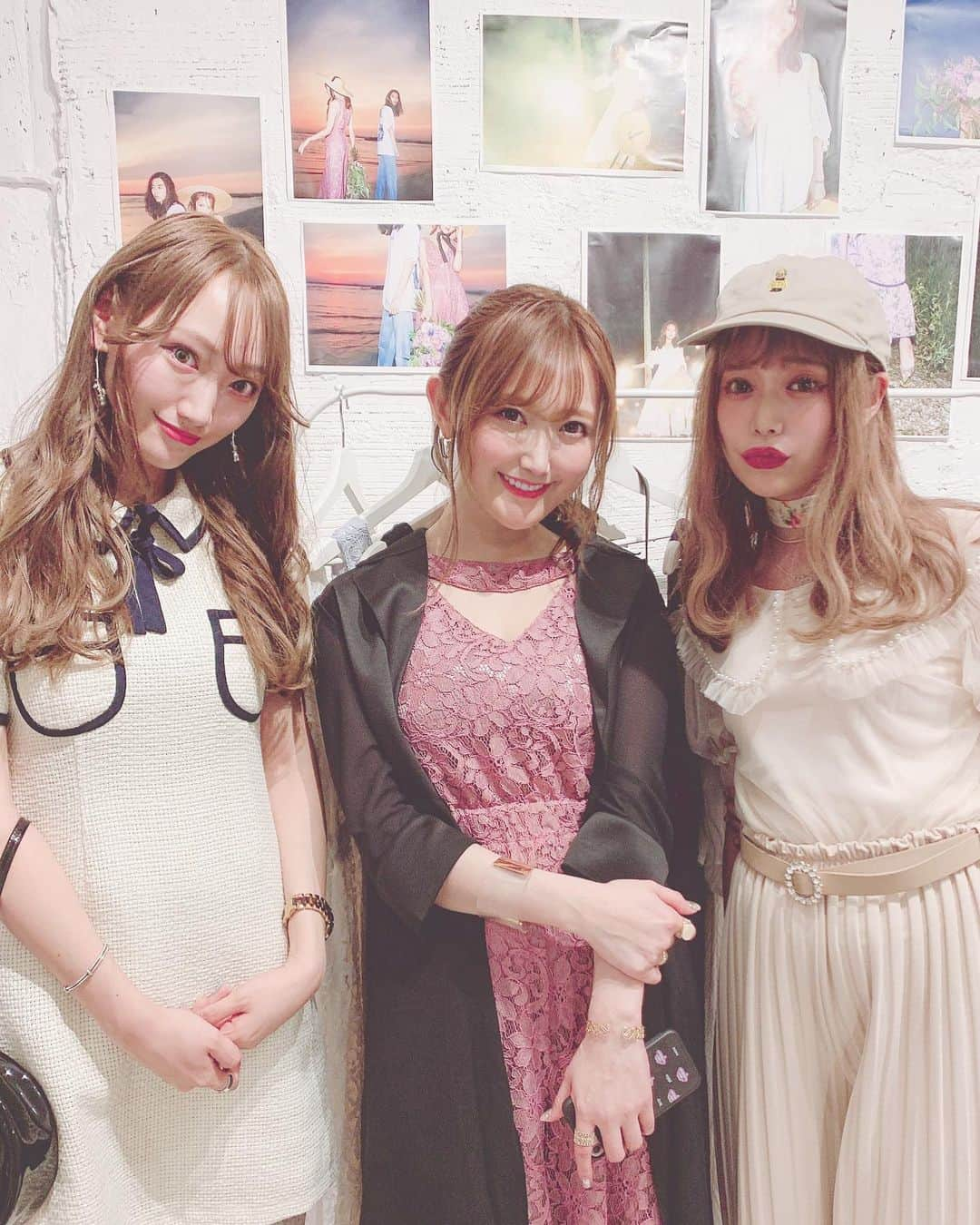 林田沙綾さんのインスタグラム写真 - (林田沙綾Instagram)「🦢 今日は @crayme_official の展示会にあやのと行ってきたよ🥰 久々に @yui_kanno に会えて癒されるたぁ〜💕💐✨ ゆいちゃんはいつも、天使👼 かわいいパンツを受注しました♡ ： #展示会#crayme#菅野結以」5月16日 20時02分 - saaya.xoxo