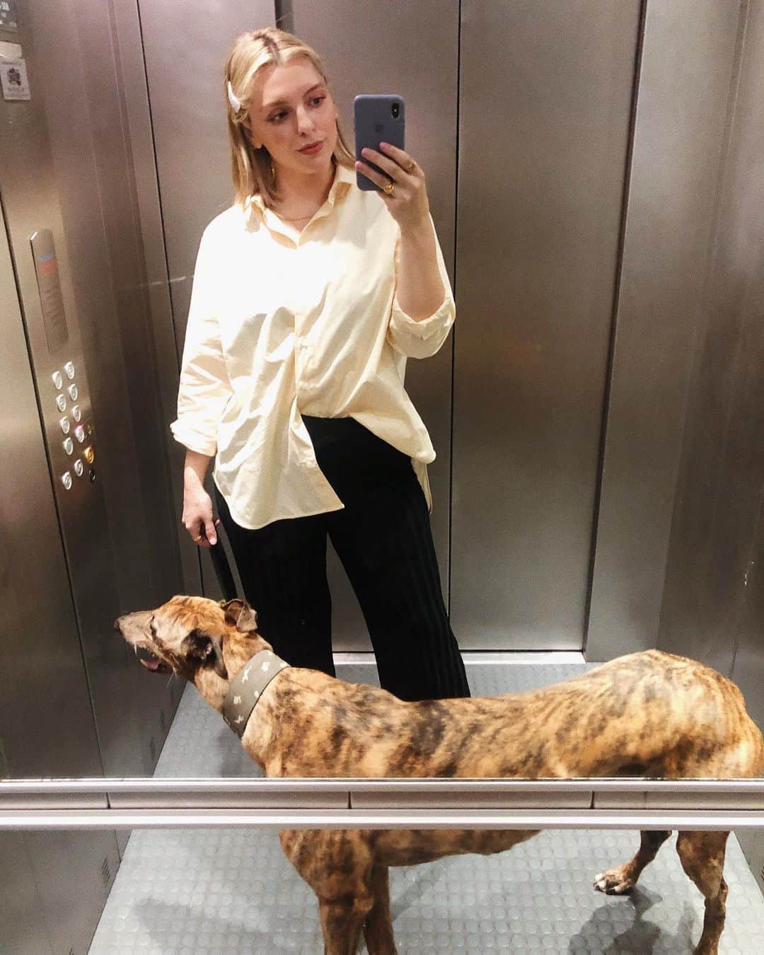 Estée Lalondeのインスタグラム：「Me and my better half 🐅 #ELwears __________________________________  Shirt @toteme  Clip @tortware (gifted) Trousers @toteme  #ELelevator」