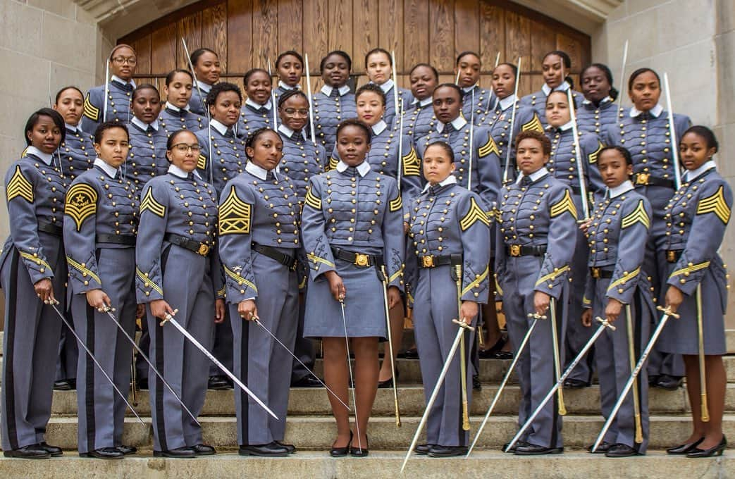 CNNさんのインスタグラム写真 - (CNNInstagram)「These cadets are among the largest class of black women ever to graduate from West Point. The United States Military Academy said 34 black women are expected to walk across the stage at next week's graduation ceremony. The class of 2018 had 27 black women, and next year’s class is expected to be even larger, a spokesman said. (📸: West Point)」5月16日 20時51分 - cnn