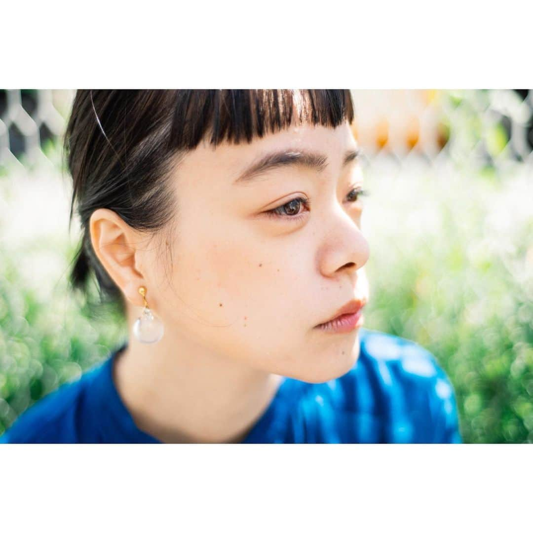 Kanocoさんのインスタグラム写真 - (KanocoInstagram)「【 OSAJI／大人の肌作法 】 大好きなOSAJI愛をお話ししてます。 肌荒れに悩んだ過去や、メイクの事、 日々の生活の事まで色々と🗣 とても赤裸々ですが、ぜひ読んで下さい！ 素敵に撮ってもらえて幸せだ〜  ph @yurihanamori  hm @yokoyosh  ワンピース @itoitonao」5月16日 21時05分 - kanococo