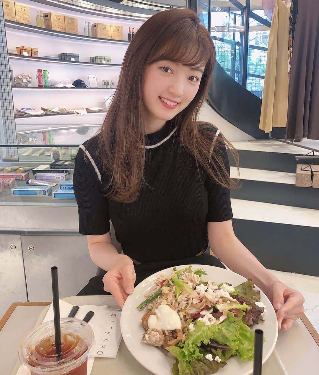 神谷由香さんのインスタグラム写真 - (神谷由香Instagram)「. . たくさん食べても罪悪感ないランチ🥗 . #cityshop スキ💕 かわいいかわいいるみなちゃんと🥰 オーディション前で顔薄いですが気にしないで下さい🙏」5月16日 21時09分 - kamiya_yuka_