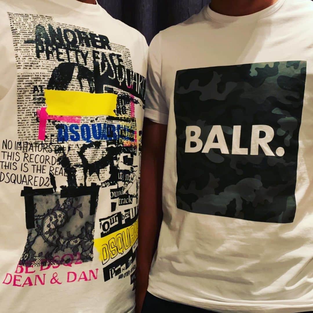 丸橋祐介さんのインスタグラム写真 - (丸橋祐介Instagram)「最近暑いから そろそろTシャツの季節やな〜。 #BALR#DSQUARED2 #めっちゃカッコいい #これからもお世話になります。 #ほな」5月16日 21時12分 - maruhashi_yusuke