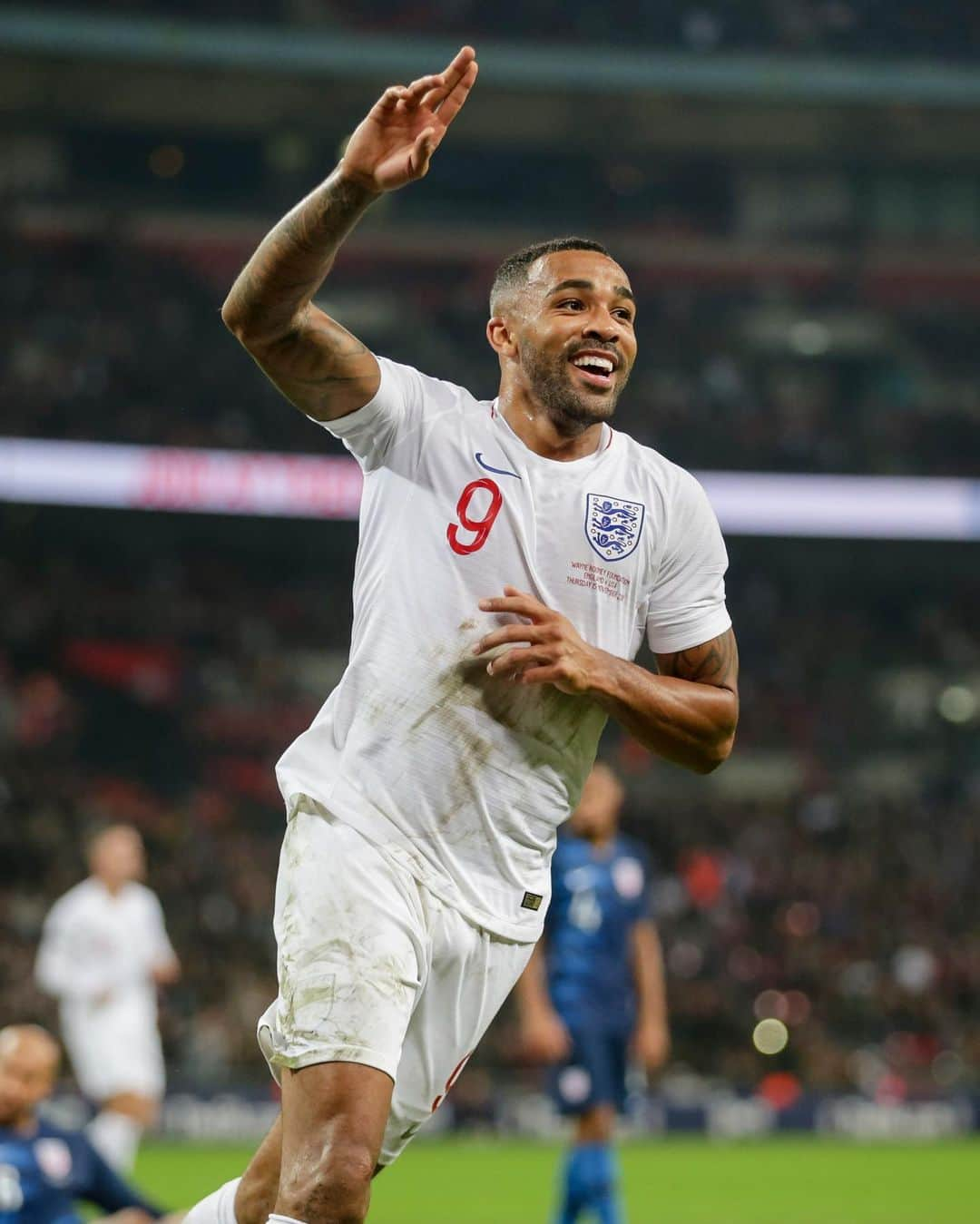 AFCボーンマスさんのインスタグラム写真 - (AFCボーンマスInstagram)「Who’s been called up to @england’s provisional Nations League squad?! 🙋‍♂️ Congratulations, @callumwilson! 🏴󠁧󠁢󠁥󠁮󠁧󠁿 #afcb 🍒」5月16日 22時03分 - afcb