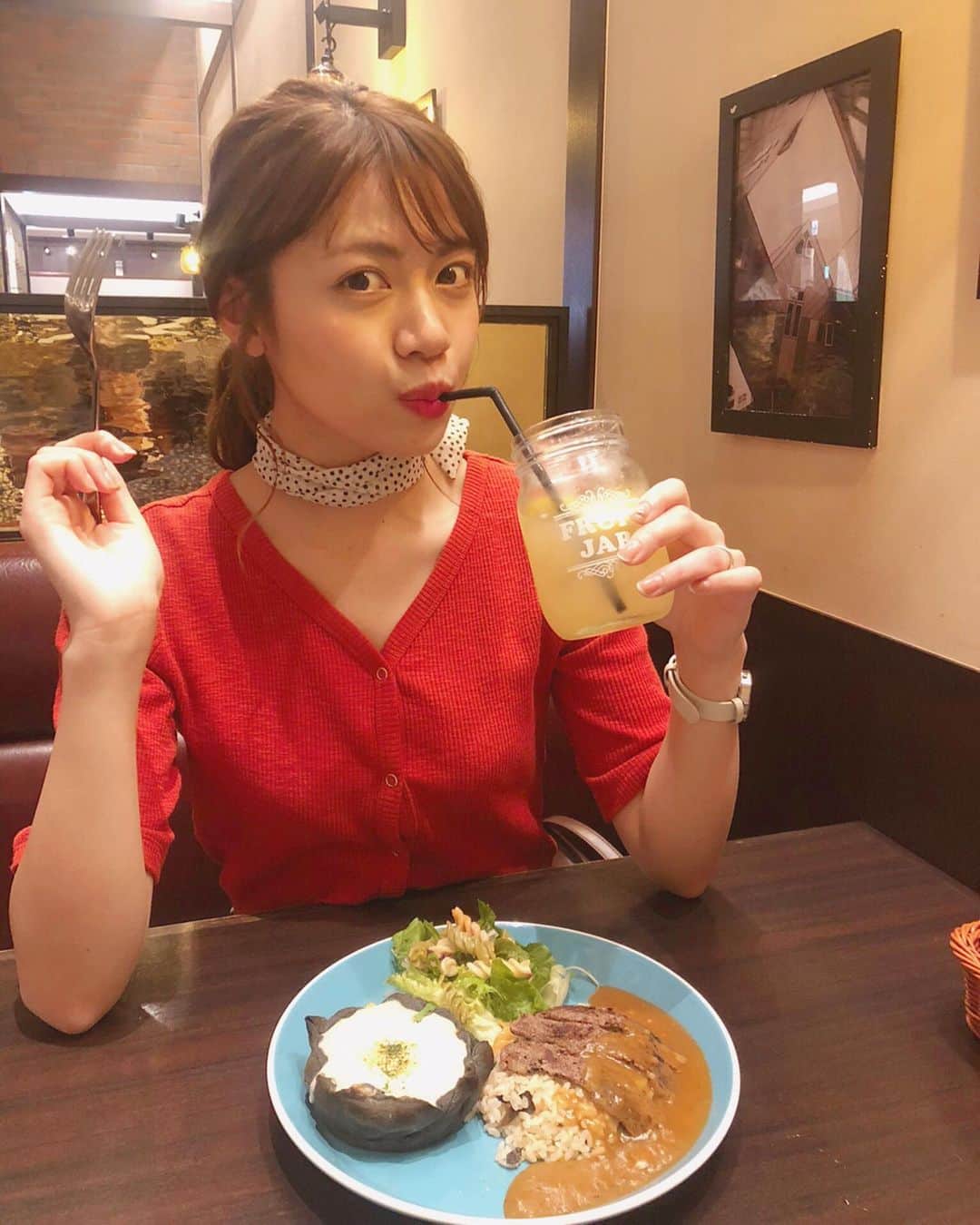 吉田晴香のグルメインスタ