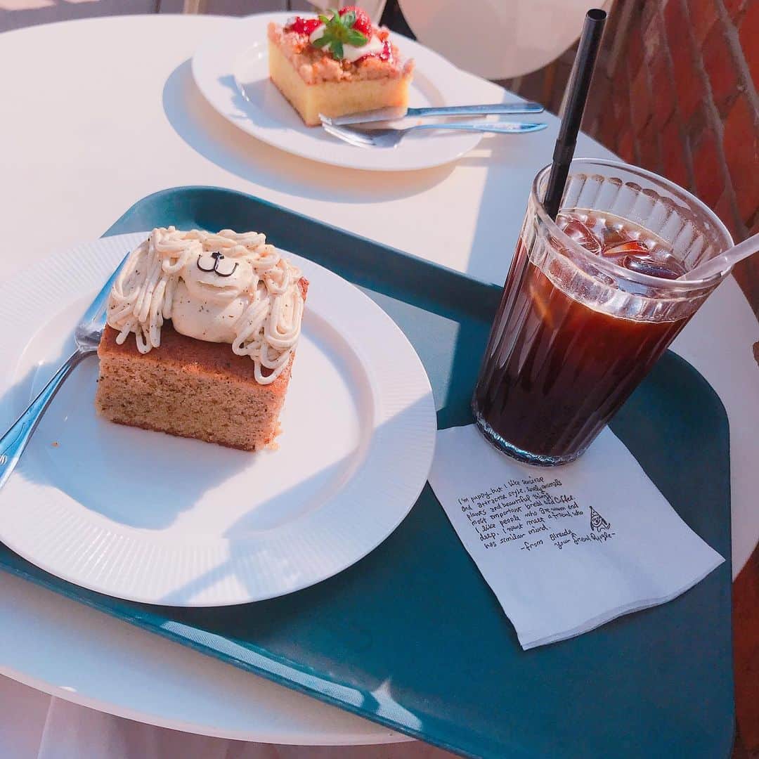 今田美奈さんのインスタグラム写真 - (今田美奈Instagram)「ワンちゃんのアールグレイケーキ🐶🍰 . #카페스타그램#카페#연남동 #cafe#cake」5月16日 22時16分 - _minaimd.j_