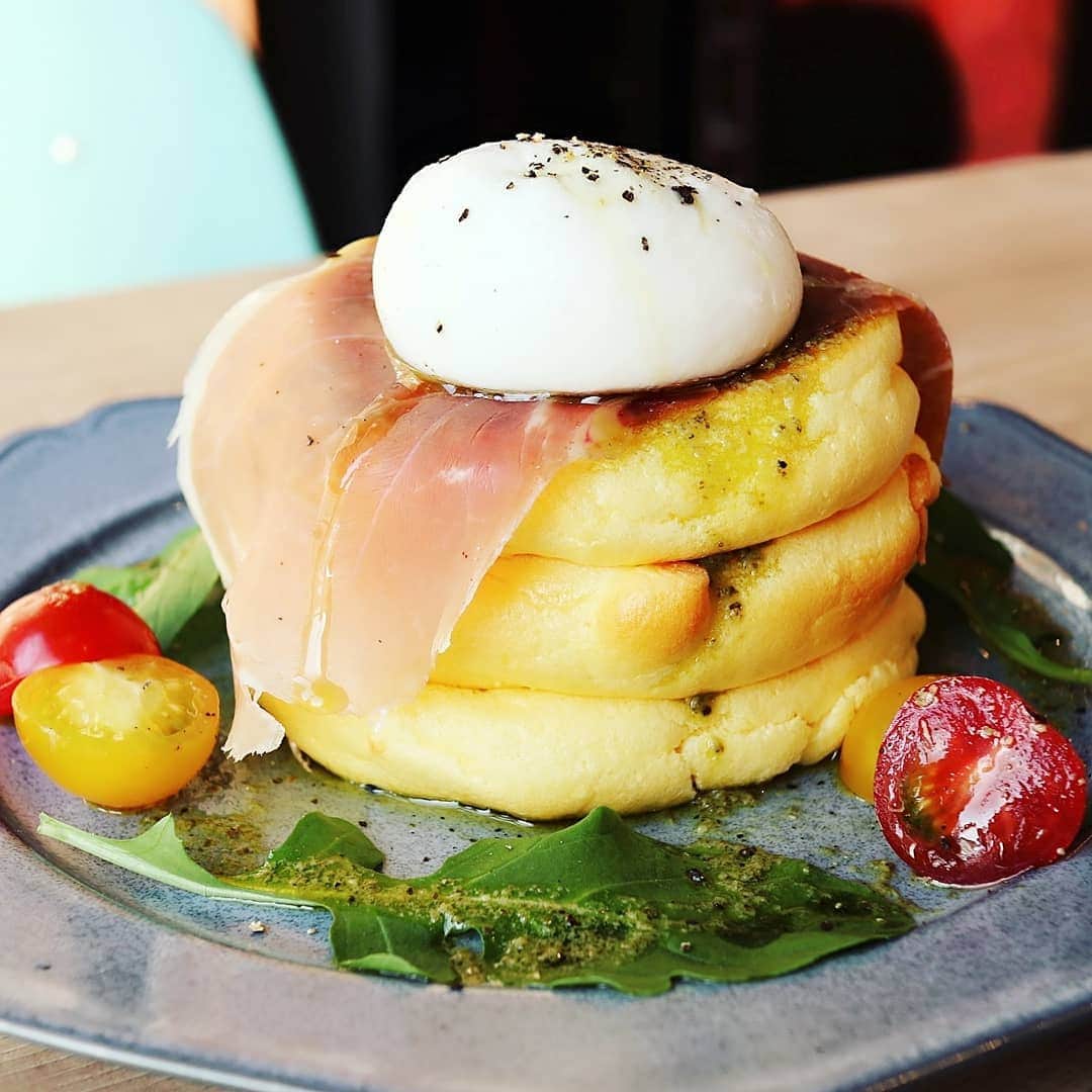 ミスター黒猫（黒猫仙人）のグルメインスタ