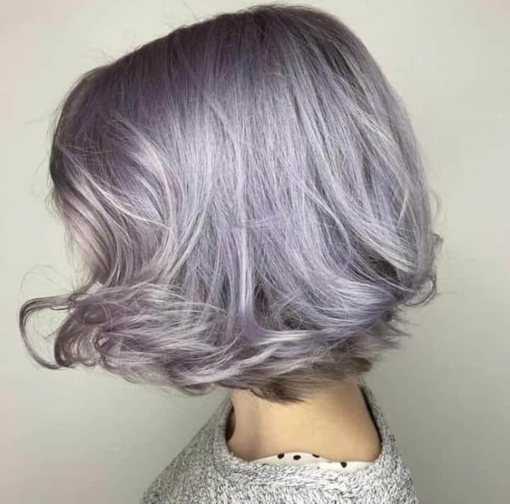 CosmoProf Beautyさんのインスタグラム写真 - (CosmoProf BeautyInstagram)「The perfect POP of purple💜 ✨ Hair by @beautyonlinecz who colored with Framesi USA Framcolor 2001 Intense Shade 10.66 + 15 vol.  Provide 100% gray coverage in half the time with #Framesi Framcolor 2001 Intense Shades. Available at #cosmoprofbeauty where you are #licensedtocreate . . #repost #framesicolor #framesiusa #vividhair #purplehair #purplehairdontcare #lavenderhair #lilachair」5月16日 23時00分 - cosmoprofbeauty