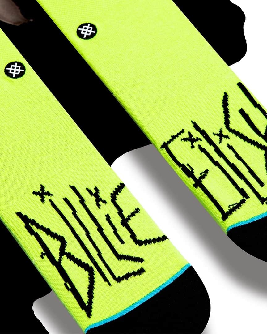 Stanceさんのインスタグラム写真 - (StanceInstagram)「We're proud to present our @billieeilish collection highlighting design cues from her love of anime characters and her hand drawn monster face. Both socks available now on Stance.com. Don’t sleep!」5月17日 0時00分 - stanceofficial