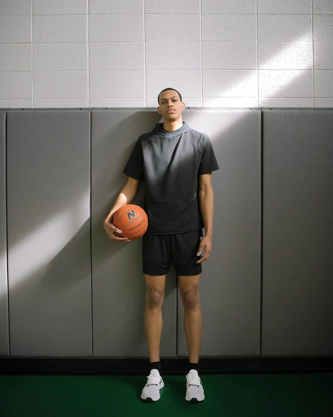 newbalanceさんのインスタグラム写真 - (newbalanceInstagram)「Former intern @dariusbazley takes the next step today in Chicago. @nbhoops #FearlesslyIndependent」5月17日 0時01分 - newbalance