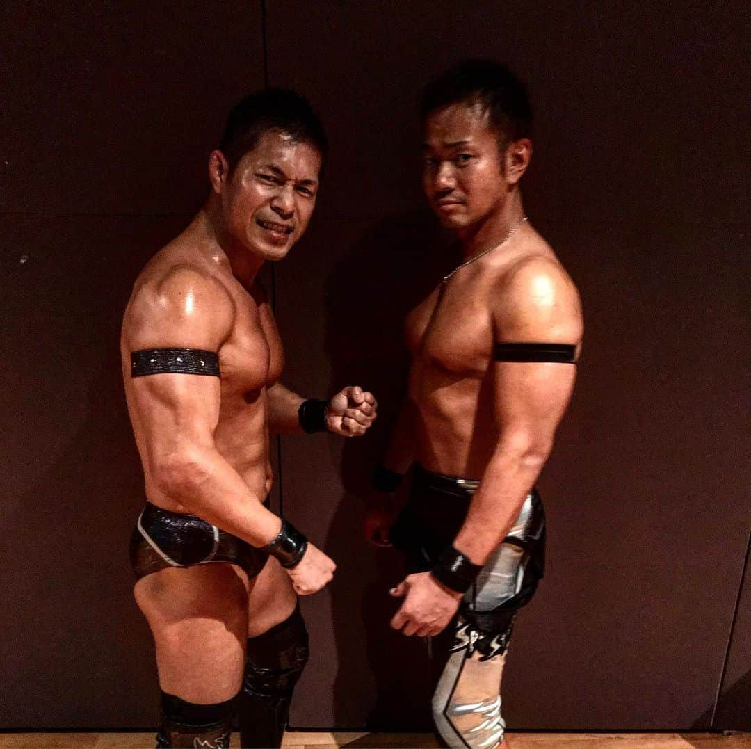 土井成樹さんのインスタグラム写真 - (土井成樹Instagram)「香港遠征2日間終わりました。 #dragongate  #土井成樹  #吉野正人  #香港  #DragonStorm香港  #春の龍摔角」5月17日 0時10分 - naruki.doi