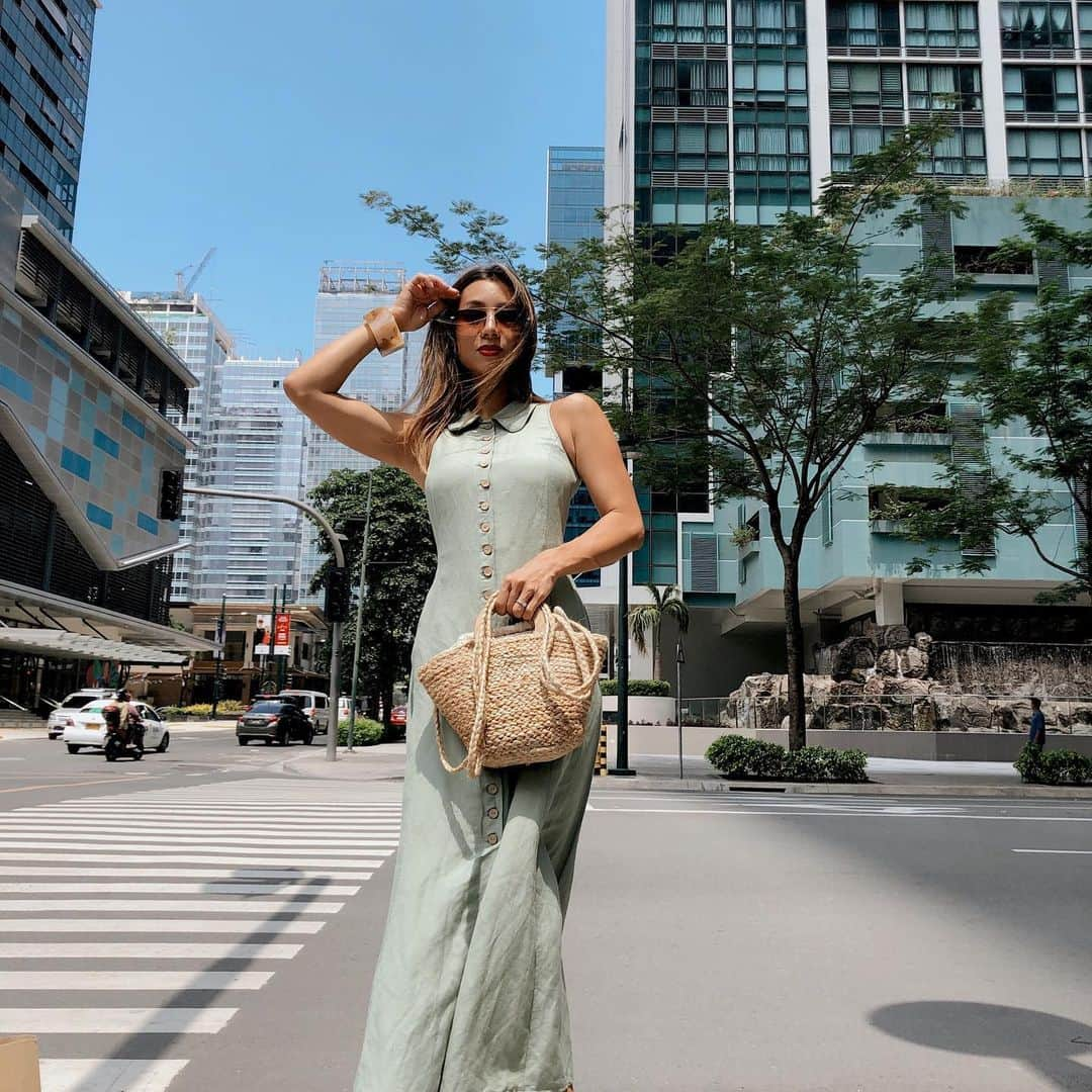 Jennifer Bachdimさんのインスタグラム写真 - (Jennifer BachdimInstagram)「Thank you Manila, had the best time 💓🙏🏼 Hope to come back real soon!! . . #Manila #OOTD #philippines #JenniferBachdim . . Wearing : . Sunglasses @scali.id || get yours at @sunglassplanet store and get a free beach bag 🏖❤️」5月17日 9時47分 - jenniferbachdim