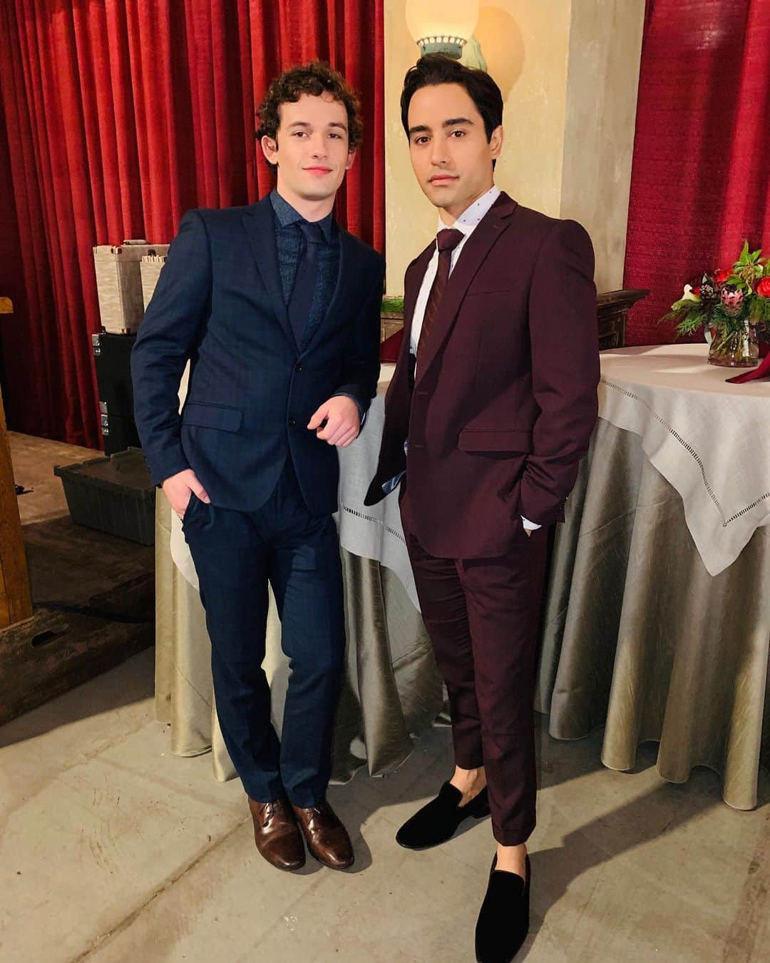 プリティ・リトル・ライアーズさんのインスタグラム写真 - (プリティ・リトル・ライアーズInstagram)「A couple of handsome men. #PLLThePerfectionists」5月17日 10時29分 - prettylittleliars