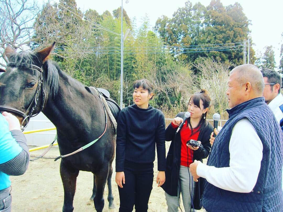女子アナ47さんのインスタグラム写真 - (女子アナ47Instagram)「こんにちは！本日の47発信プロジェクトは、茨城県出身、ラジオパーソナリティ、ケーブルＴＶアナウンサー、イベント、式典、結婚式等で司会を務めている、茨城県那珂市観光宣伝部長・フリーアナウンサーの大畠なつきです。 『【茨城県央地域９市町村観光ＰＲをラジオ放送パート２】しました！』 今回は、私の地元、那珂市も含む茨城県の県央地域「水戸市」「那珂市」「ひたちなか市」「大洗町」「茨城町」「城里町」「小美玉市」「笠間市」「東海村」の観光ＰＲを、ラヂオつくばで放送しました。“県央地域９市町村”の隠れた観光スポットを２回に分けてお届けします！今回ご紹介する県央地域は、「茨城町」「城里町」「小美玉市」「笠間市」「東海村」の５市町村です。 ■茨城町は「広浦公園としじみの宝庫」 広浦公園は、水戸八景の一つ『広浦の秋月』で知られる名勝広浦。晴れた日には筑波山を望むことができます。釣りもバーベキューも楽しみたい！アウトドア派にオススメの公園。テントキャンプももちろんOKなのでここを起点にして日中は湖畔に沿ってのサイクリング、涸沼での釣りや水遊びなどが楽しめます。釣りは、ハゼ、ワカサギ、コイ、マルタ、ボラ等魚の種類の豊富さは、海水と淡水が交わる汽水湖の涸沼ならでは。その中でも、ハゼ釣りは特に有名です。広浦港から広浦沿岸は釣りのポイントが多く、貸し舟による舟釣りやシジミ採りも楽しめます。また、涸沼の湖面に映る中秋の名月は「広浦の秋月」として第9代水戸藩主徳川斉昭が水戸八景の一つに選びました。鳥居の向こうに見える筑波山は…続きはトップページのリンクから、『47発信プロジェクト』ページへ！  #47発信プロジェクト #アナウンサー #フリーアナウンサー #女子アナ #女子アナ47 #地方創生 #地方創生アナウンサー #マッチングサイト #マッチングサービス #47発信プロジェクト  #japanese #announcer #団体 #地方局 #47都道府県 #東京  #47project #大畠なつき#茨城県#ラジオパーソナリティ#那珂市#茨城県#観光PRラジオ#茨城町#広浦公園#しじみ#ふれあいの里#小美玉市#笠間市#東海村」5月17日 10時48分 - jana47com