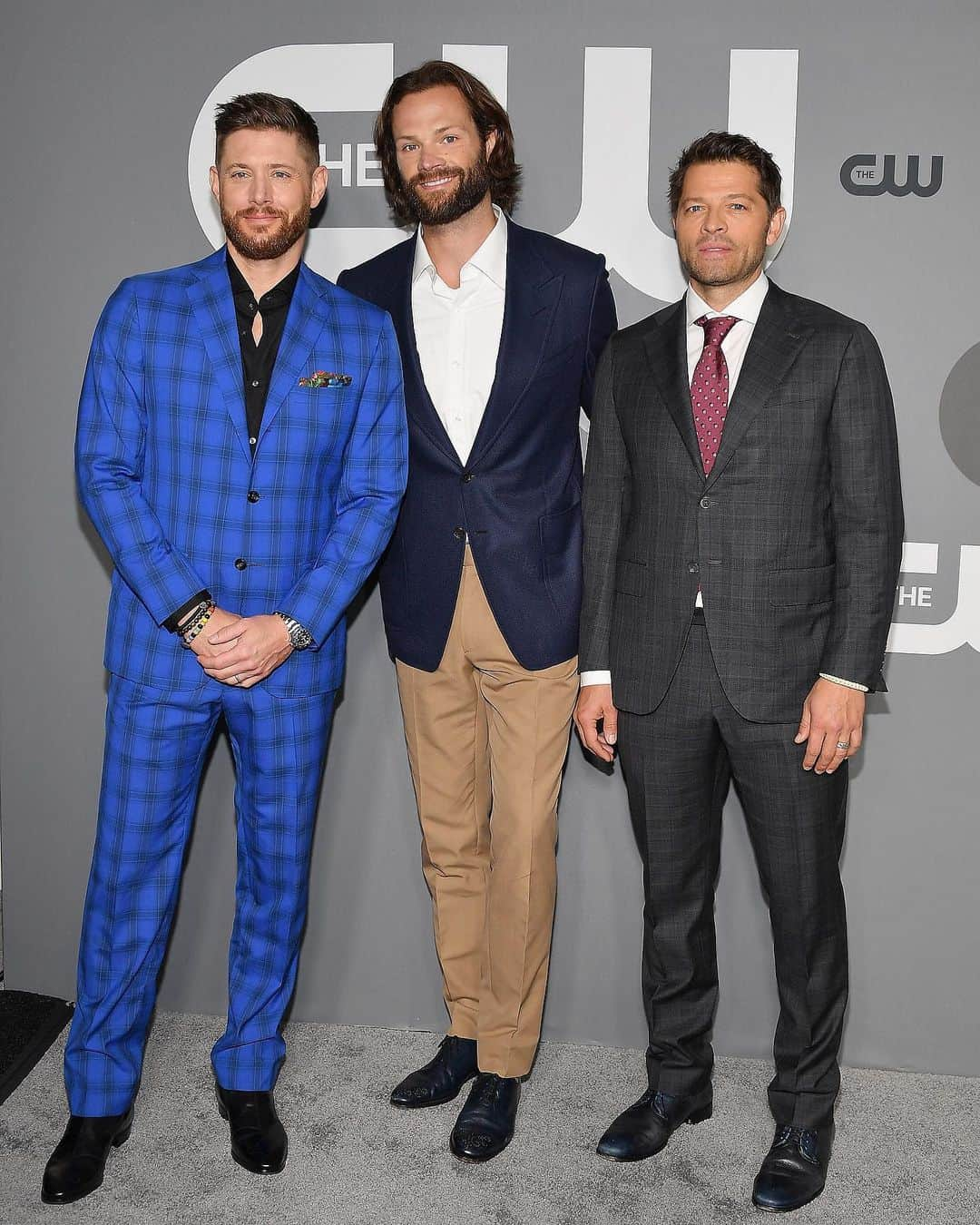 Just Jaredさんのインスタグラム写真 - (Just JaredInstagram)「The guys from “Supernatural” - @jensenackles @jaredpadalecki and @misha - promote the show for the last time at the CW Upfronts. Go to the link in bio for more pics from the event! #JensenAckles #JaredPadalecki #MishaCollins #Supernatural Photos: Getty」5月17日 3時25分 - justjared