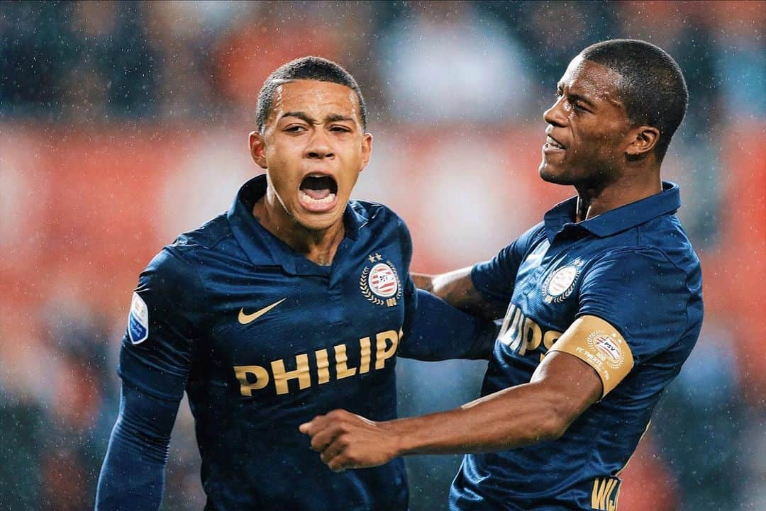 メンフィス・デパイさんのインスタグラム写真 - (メンフィス・デパイInstagram)「Major throwback with my brother @GWijnaldum. You’re doing the nation proud Young King! 👉🏽🤴🏽👈🏽👉🏾🤴🏾👈🏾」5月17日 4時01分 - memphisdepay