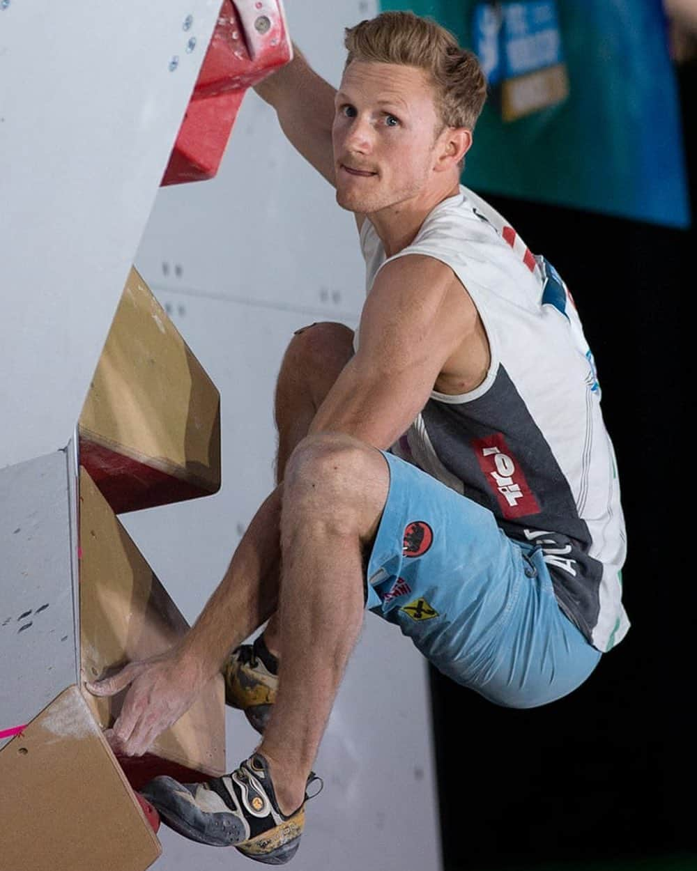 ヤコブ・シューベルトさんのインスタグラム写真 - (ヤコブ・シューベルトInstagram)「One of my favorite competitions is coming up this weekend, the bouldering Worldcup in Munich 🔥 Last year I was able to make Finals and enjoyed being part of the great show finishing on 3rd place. Hopefully I can show my best again and maybe we finally experience a Qualification where you need less than 4 tops to advance 🙏 • Photo: @wilhelmheiko • #ifscwc #bouldering #münchen #superpsyched #myinnsbruck @mammut_swiss1862 @lasportivagram @innsbrucktourism @heeressportzentrum @raiffeisen @thecrag_worldwide @gloryfy」5月17日 4時31分 - jakob.schubert