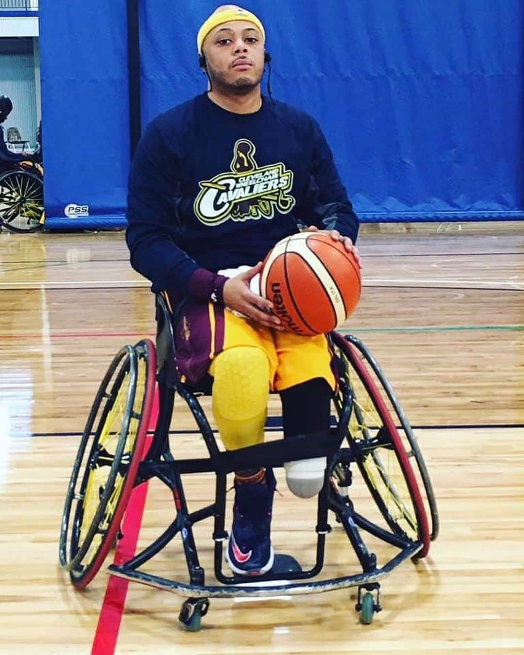 キャブスさんのインスタグラム写真 - (キャブスInstagram)「Darron Lewis: son, brother, father, role model, friend. Our Cleveland Wheelchair Cavaliers community mourns the loss of our teammate, who passed away this morning. We celebrate his life and will always remember the joy he brought to those he met both on & off the court.  RIP, #0 ❤️」5月17日 4時50分 - cavs