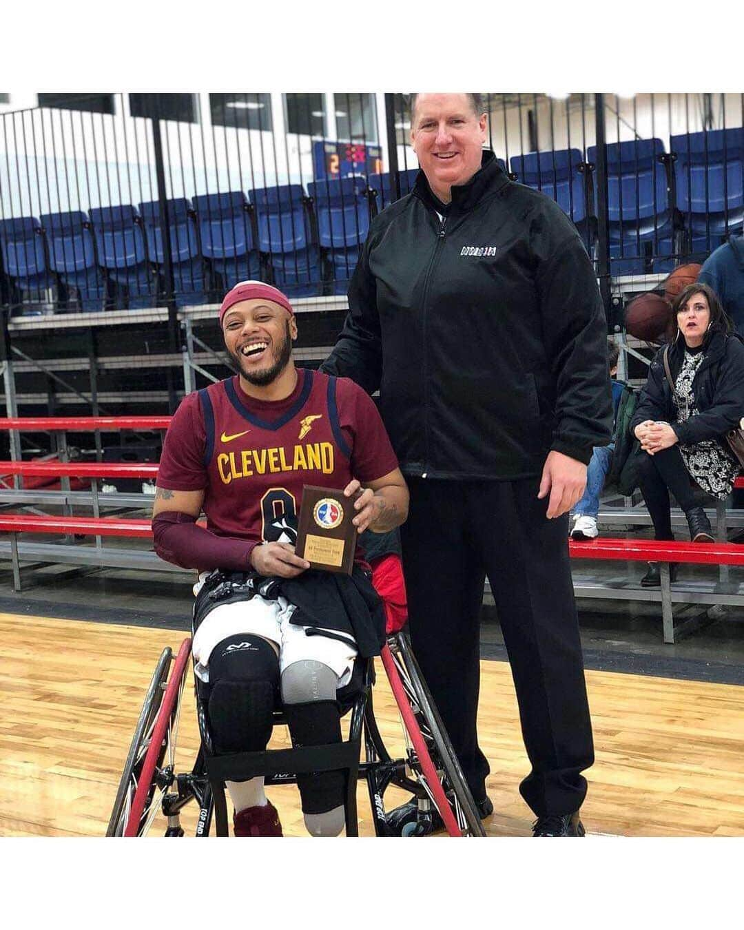 キャブスさんのインスタグラム写真 - (キャブスInstagram)「Darron Lewis: son, brother, father, role model, friend. Our Cleveland Wheelchair Cavaliers community mourns the loss of our teammate, who passed away this morning. We celebrate his life and will always remember the joy he brought to those he met both on & off the court.  RIP, #0 ❤️」5月17日 4時50分 - cavs