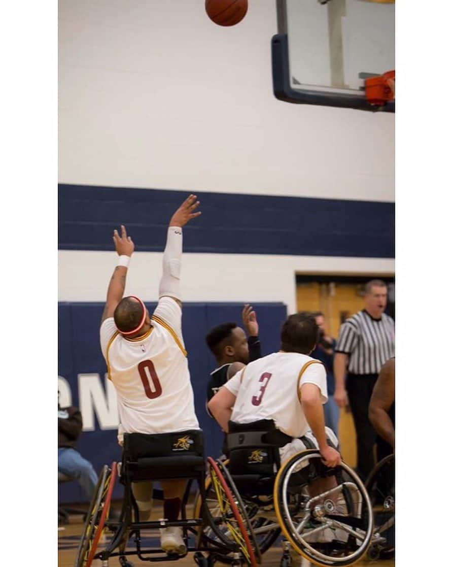 キャブスさんのインスタグラム写真 - (キャブスInstagram)「Darron Lewis: son, brother, father, role model, friend. Our Cleveland Wheelchair Cavaliers community mourns the loss of our teammate, who passed away this morning. We celebrate his life and will always remember the joy he brought to those he met both on & off the court.  RIP, #0 ❤️」5月17日 4時50分 - cavs