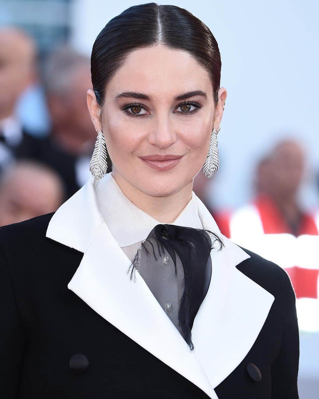 Just Jaredさんのインスタグラム写真 - (Just JaredInstagram)「@shailenewoodley in Christian @dior Haute Couture at the @festivaldecannes premiere of @rocketmanmovie! See more on JusyJared.com #ShaileneWoodley #Cannes2019 Photos: @gettyimages」5月17日 4時51分 - justjared