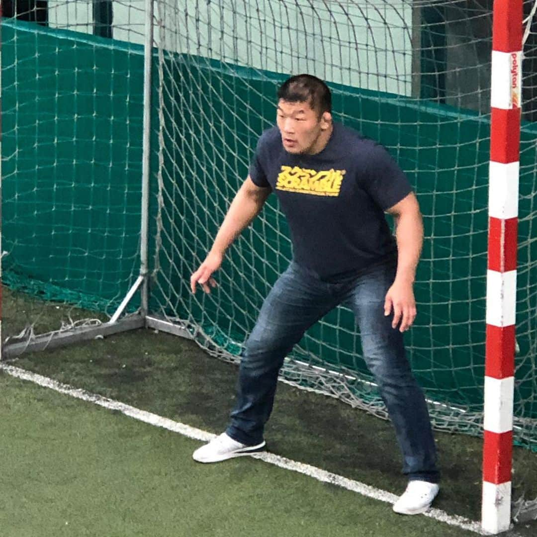 石井慧さんのインスタグラム写真 - (石井慧Instagram)「Best soccer team in the world 😂🌍🇭🇷 #crocopteam  #satoshiishii #soccer #goalkeeper #football #croatia #zagreb #mma #fight #pfl #ksw #bjj #grappling #judo @kmikkelsonbjj @scramblebrandofficial #unihipili」5月17日 5時16分 - satoshiishii0141