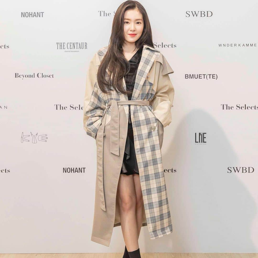 LIECOLLECTIONさんのインスタグラム写真 - (LIECOLLECTIONInstagram)「This Season’s Most Coveted Trench is Back in Stock: Limited quantities are still available!  #liecollection #ss19 #newcollection #trenchcoat #LIElook #promotion #plaid #florals #plaids #springcoat #outfitdujour #springootd #plaid #coveted #collection #LIE #influencerstyle #edits #shop #lifeisexpression #styleblogger #streetphotography #nyc」5月17日 6時42分 - liecollection_