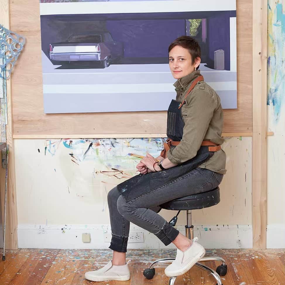 シービーズのインスタグラム：「Meet Jessica Brilli. Artist, graphic designer and our newest Casual Type. Head to our story for our full Q&A and check out her incredible works at @jessica_brilli_artist 📸: Julia Featheringill」