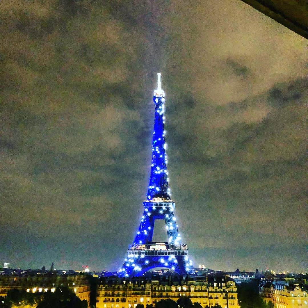 マーティン グラントのインスタグラム：「Paris.......」