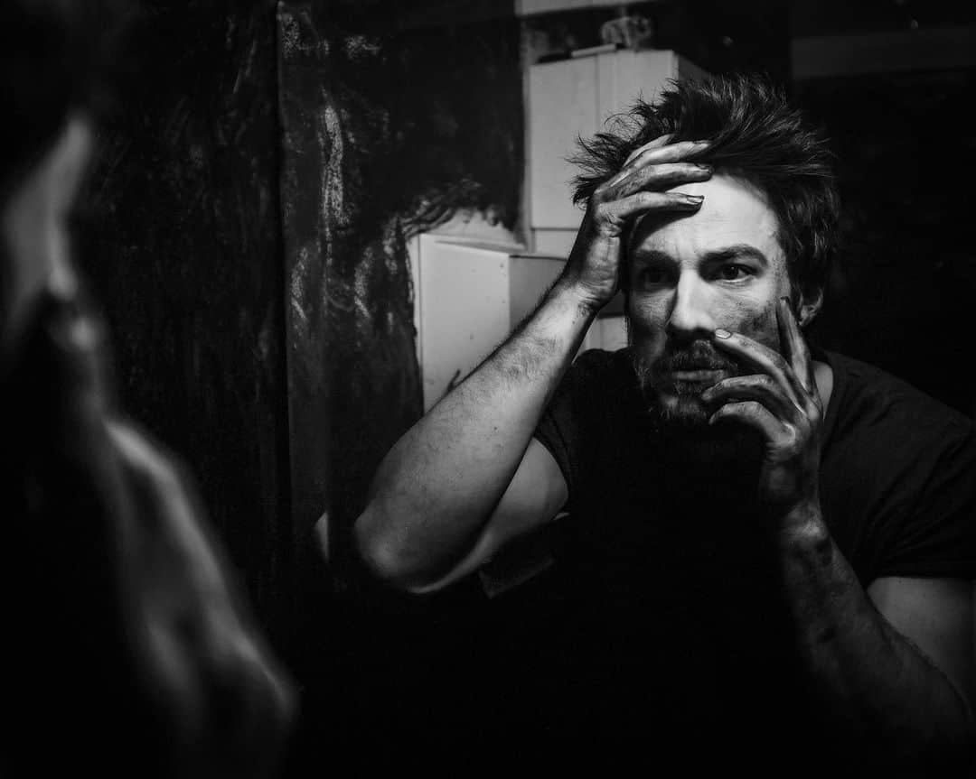 マイケル・トレヴィーノのインスタグラム：「Raskolnikov. I’m. Raskolnikov. C+P」