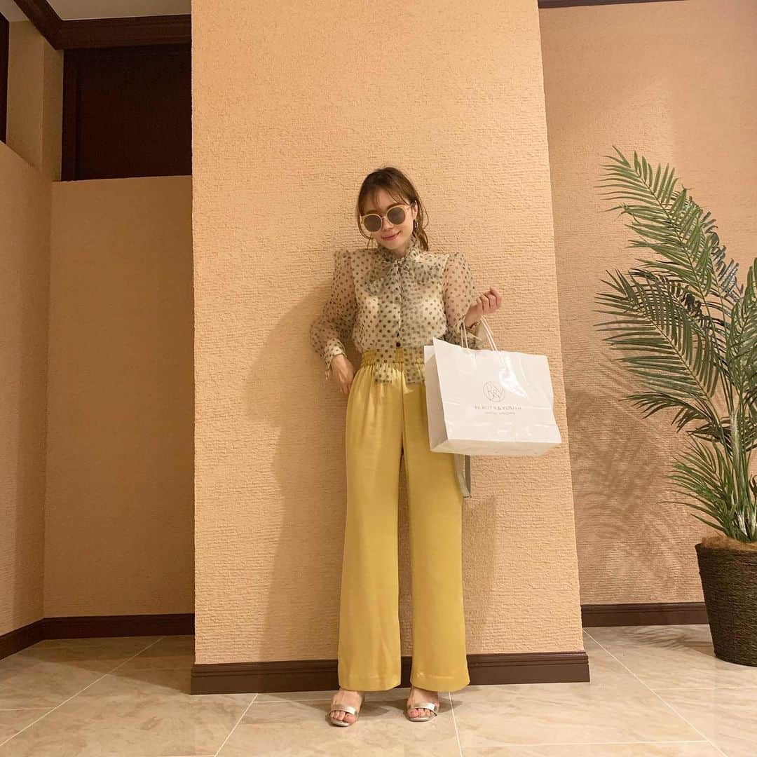 澤辺美香さんのインスタグラム写真 - (澤辺美香Instagram)「先日の私服♡  今季はチュール素材がとにかく着たい気分です！  やっと自分に合うdenim見つけてこの日はHappyでございました！嬉しい😆 #チュール #yellowpant#denim#デニム」5月17日 19時02分 - mikasawabe