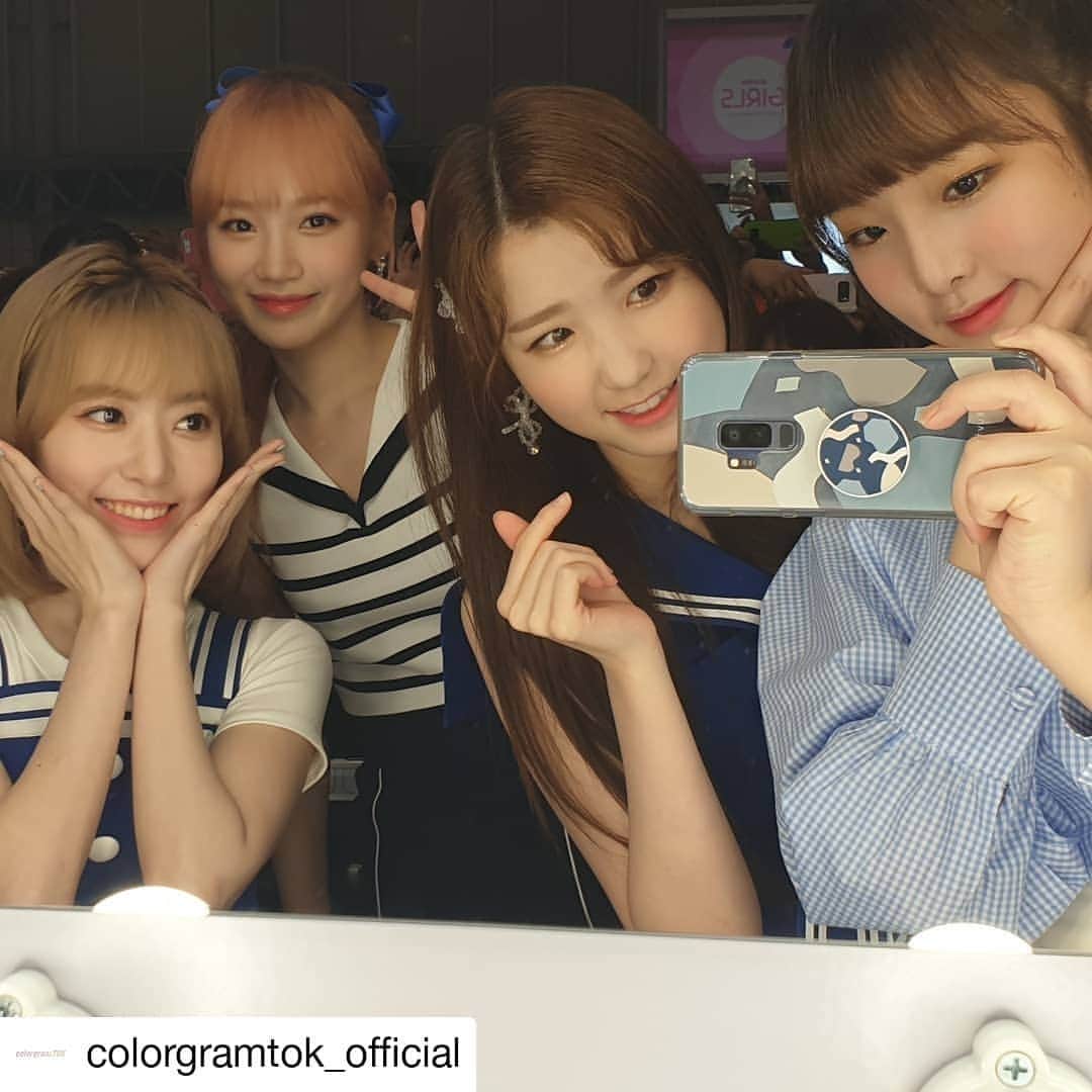 IZ*ONEさんのインスタグラム写真 - (IZ*ONEInstagram)「#Repost @colorgramtok_official • • • • • • . [colorgramTOK X KCON JAPAN] 일본에서도 만난 #아이즈원 과 #컬러그램톡 반가운 마음에 달려와 준 아이즈원 고마워.  We met IZONE in KCON JAPAN! Thank you for coming to our booth.  It was great pleasure!  For those who can't visit, check out the global event on celebshop.com  #kcon #kconjapan #kpop_inspired_beauty #colorgramtok #컬러그램톡 #カラーグラムトック #kbeauty #kpop #化妆品 #カラーグラム #韓国コスメ #아이즈원 #IZONE #celebshop」5月17日 19時31分 - official_izone
