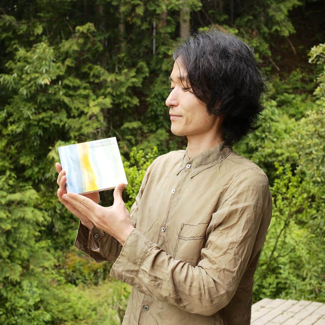 高木正勝のインスタグラム：「Today, for outside of Japan, second album of Piano recordings ‘Marginalia II’ finally available on CD, download and streaming. Please check it out on your favorite format. Hope you enjoy it. The Vinyl of ‘Marginalia II’ will be out soon around the beginning of June. Massive thanks for @officialmilanrecords」