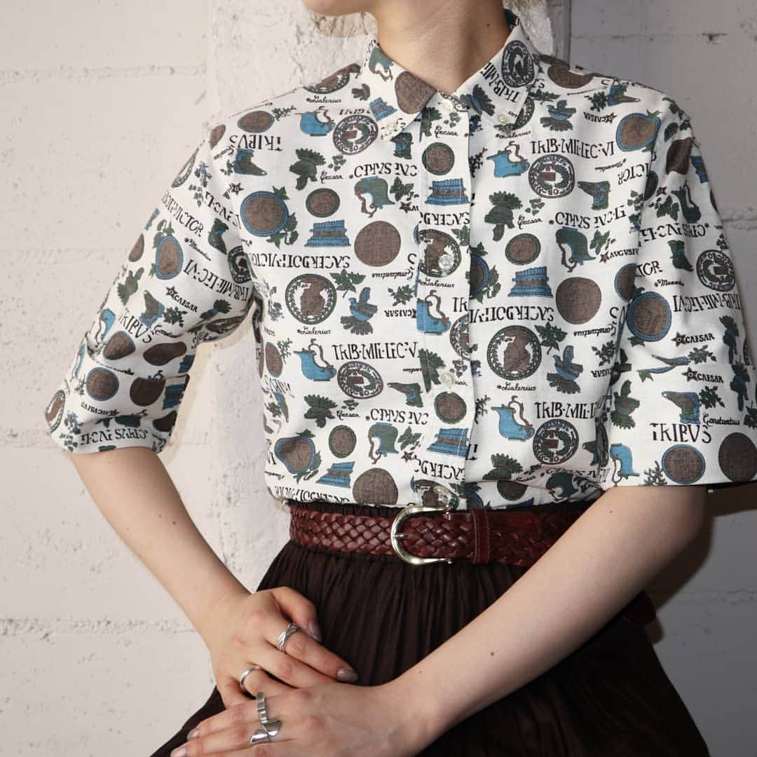 吉祥寺 古着屋 Orfeoのインスタグラム：「1950～60’s Vintage Pattern Shirt  #orfeo #kichijoji #tokyo #vintage #used #fashion #coordinate #outfits  掲載商品のお問い合わせはメールにて承っております。コメント、DMでのお問い合わせは受け付けておりませんのでご了承ください。」