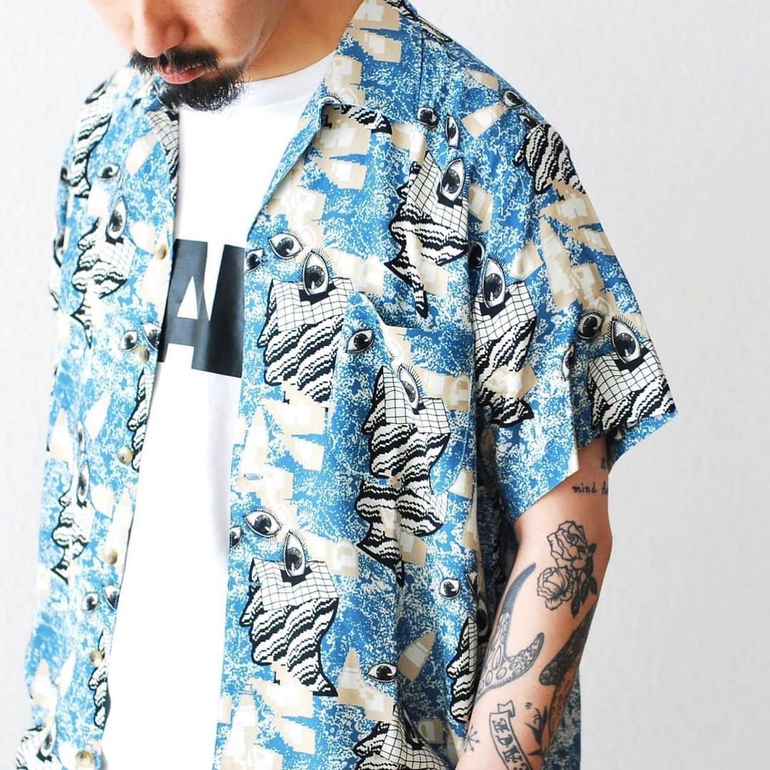 wonder_mountain_irieさんのインスタグラム写真 - (wonder_mountain_irieInstagram)「_ BRAIN DEAD / ブレインデッド “Hawaiian Shirt -SURREAL-” ￥24,840- _ 〈online store / @digital_mountain〉 http://www.digital-mountain.net/shopdetail/000000009213/ _ 【オンラインストア#DigitalMountain へのご注文】 *24時間受付 *15時までのご注文で即日発送 *1万円以上ご購入で送料無料 tel：084-973-8204 _ We can send your order overseas. Accepted payment method is by PayPal or credit card only. (AMEX is not accepted)  Ordering procedure details can be found here. >>http://www.digital-mountain.net/html/page56.html _ 本店：#WonderMountain  blog>> http://wm.digital-mountain.info/blog/20190517/ _ #BRAIN DEAD / #ブレインデッド tee→ #perksandmini ￥9,720- _ 〒720-0044  広島県福山市笠岡町4-18  JR 「#福山駅」より徒歩10分 (12:00 - 19:00 水曜定休) #ワンダーマウンテン #japan #hiroshima #福山 #福山市 #尾道 #倉敷 #鞆の浦 近く _ 系列店：@hacbywondermountain _」5月17日 12時29分 - wonder_mountain_
