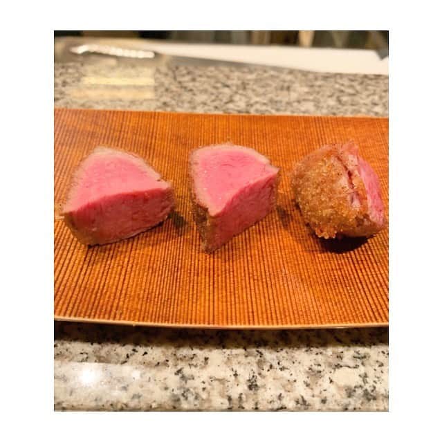 福本愛菜さんのインスタグラム写真 - (福本愛菜Instagram)「このお肉がやばすぎた🤤💓 . ワインもいっぱい飲んで幸せな時間でした🥺. お肉とワインは最高の組み合わせすぎる🥺 . 仕事頑張れるなあ〜🥺 . #幸せな時間 #ありがとう」5月17日 12時59分 - aina_fukumoto