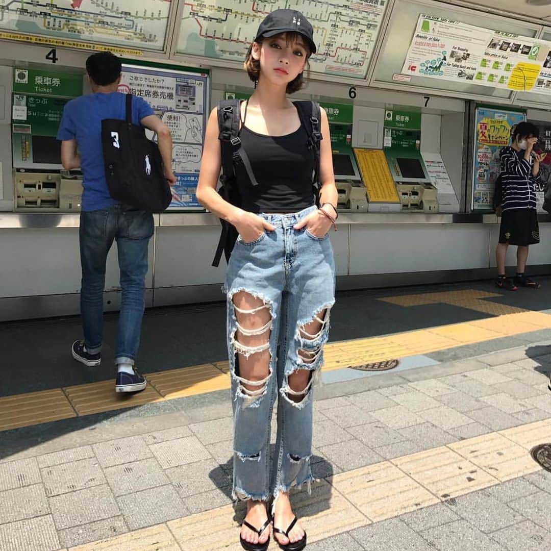 Chuuのインスタグラム：「@chuu_5kgjean⚡️⚡️」
