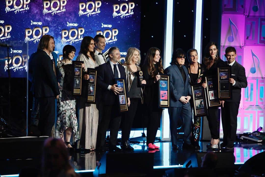 ASCAPさんのインスタグラム写真 - (ASCAPInstagram)「Independent Publisher of the Year Award honors indie powerhouse @kobaltmusic!! Congrats! #ASCAPPop」5月17日 13時41分 - ascap