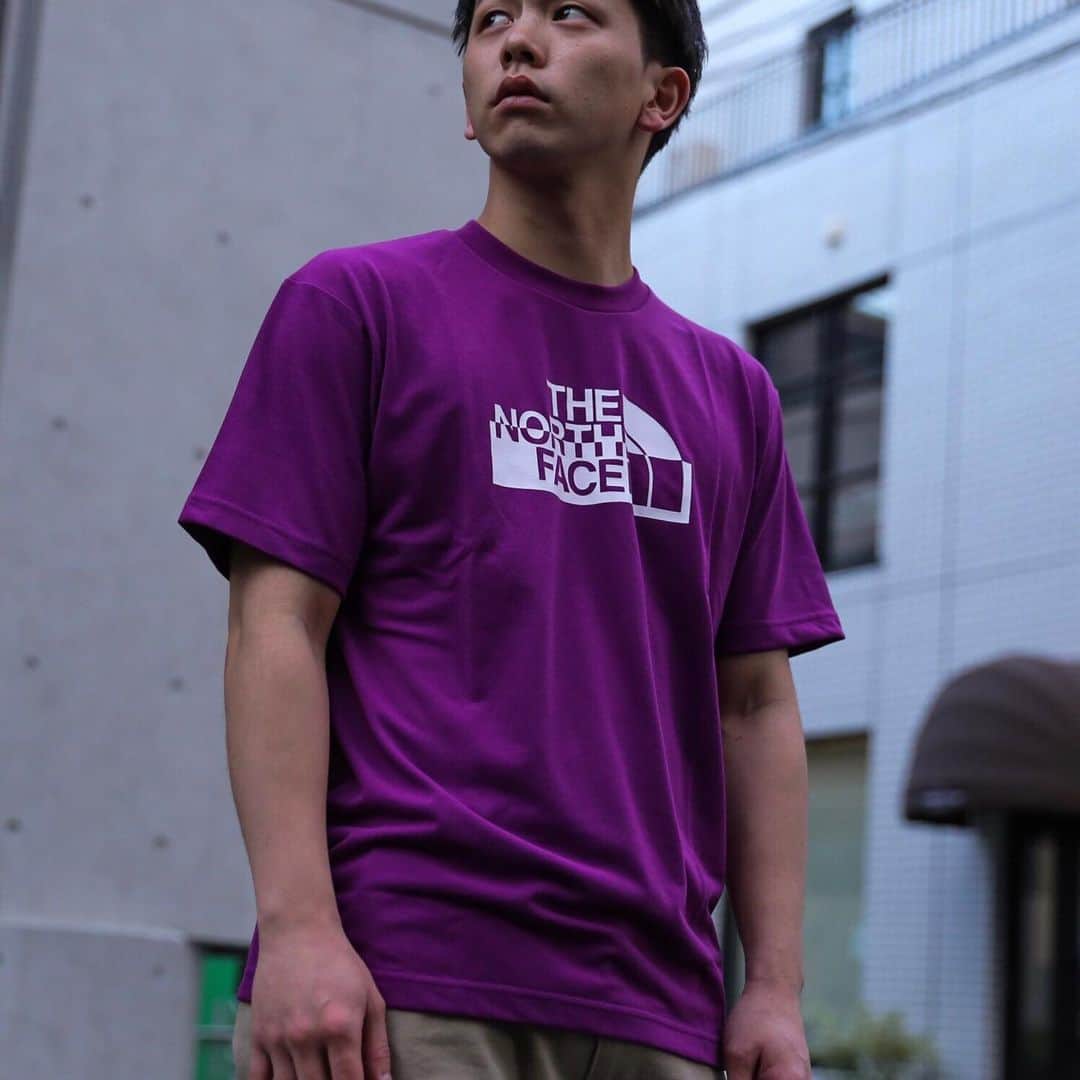 Sports Lab by atmos OSAKAさんのインスタグラム写真 - (Sports Lab by atmos OSAKAInstagram)「✴︎ THE NORTH FACE S/S WATERSIDE GRAPHIC TEE NT11946-PP ¥5,800-(w/o tax)」5月17日 13時56分 - atmos_lucua_osaka