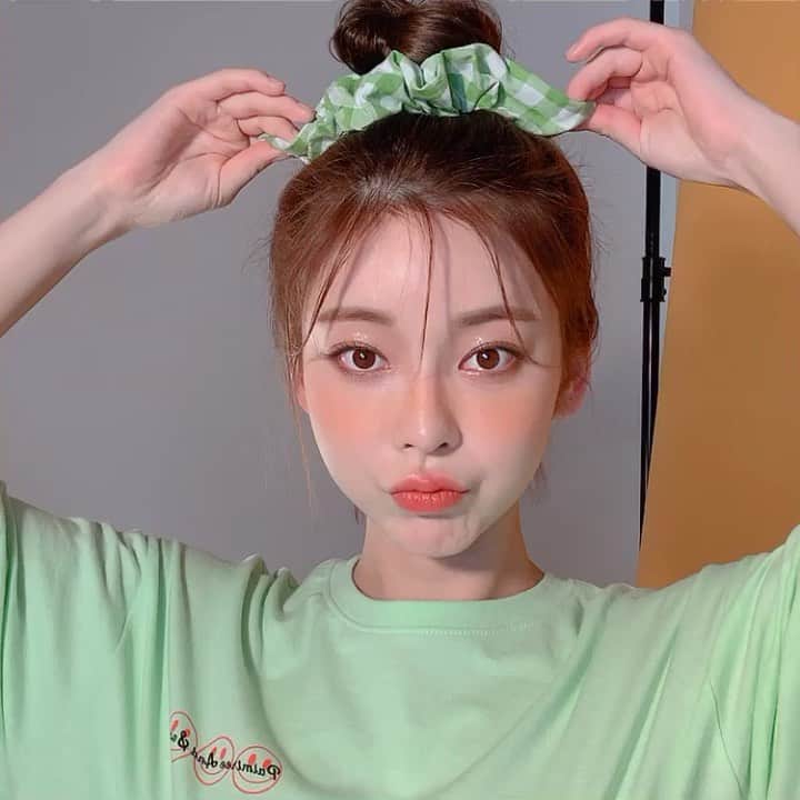 Chuuのインスタグラム：「여름여름햇!💚🌴#chuuseoul」