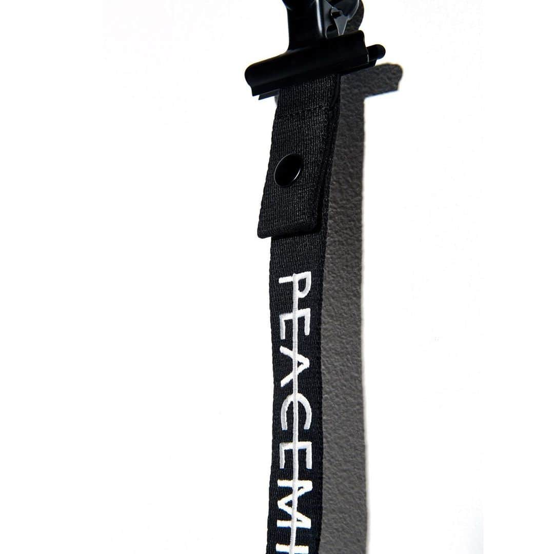 PEACEMINUSONEさんのインスタグラム写真 - (PEACEMINUSONEInstagram)「PMO®️➖CARRIER STRAP (BLACK)」5月17日 15時06分 - peaceminusonedotcom