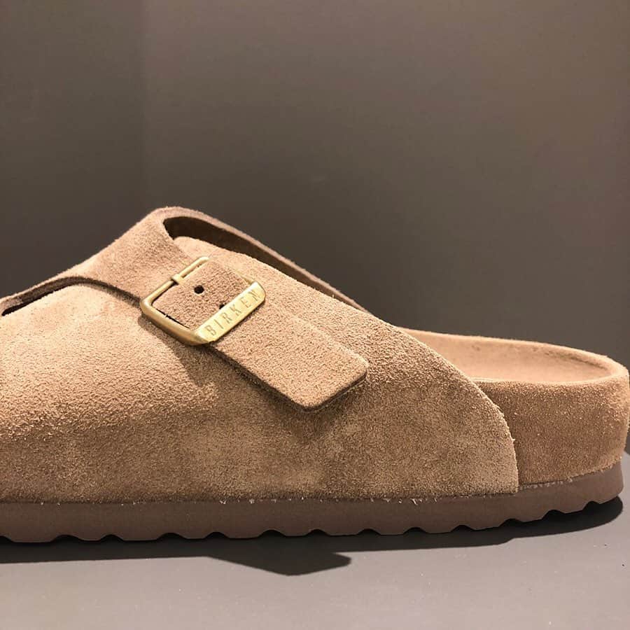 BEAMS JAPANさんのインスタグラム写真 - (BEAMS JAPANInstagram)「＜BIRKENSTOCK＞×＜BEAMS＞ Mens ZURICH SUEDE EXQUISITE BEAMS JAPAN 3F @beams_japan @birkenstock @beams_mens_casual #birkenstock #zurich #exquisite #sandals #beams #beamsjapan #beamsjapan3rd Instagram for New Arrivals Blog for Recommended Items #japan #tokyo #shinjuku #mensfashion #womensfashion #日本 #東京 #新宿 #ファッション#メンズファッション #ウィメンズファッション #ビームス #ビームスジャパン」5月17日 20時41分 - beams_japan