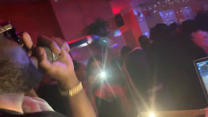ファンクマスター・フレックスのインスタグラム：「Shades still needed! FunkFlex on the set! After work party! Wes Fuller! I really had a great time! I was on my 25+ grind! @litdigitaldjs !!! Vid via: @djhrnyc Kimoto Rooftop!!!」