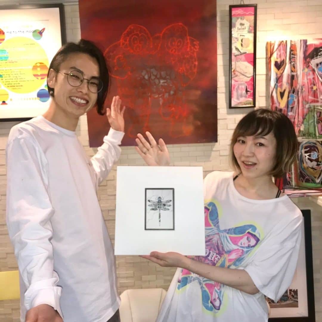 のインスタグラム：「本日20時から shibuya OIRAN warm up radio オンエア🎴⠀ 初のヴァイナル"BrainWaxxx”を控える蜻蛉-Tonbo-がゲストで登場✨リリース楽曲と共にカワムラさんと蜻蛉さんのトークセッションをお届けします⚡️⠀ @yukikawamura821 @tonbo1230⠀ #blockfm #oirantv #しぶや花魁 #蜻蛉 #tonboby #カワムラユキ⠀ Linkin.bio⠀」