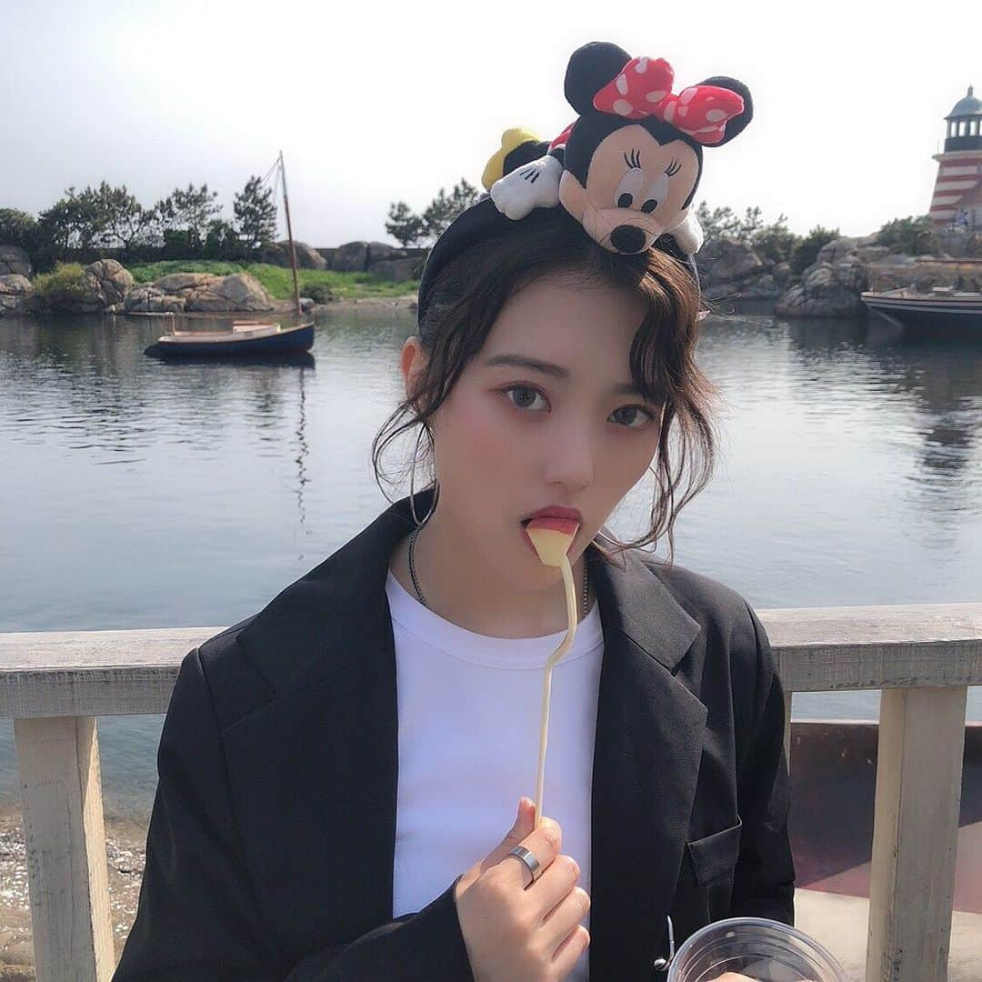 木本花音さんのインスタグラム写真 - (木本花音Instagram)「in disney sea🐰🥚﻿ ﻿ #ディズニー #ディズニーシー #디즈니 #디즈니씨 #disney #disneysea #tokyodisneysea」5月17日 17時04分 - nonnonkanon9811