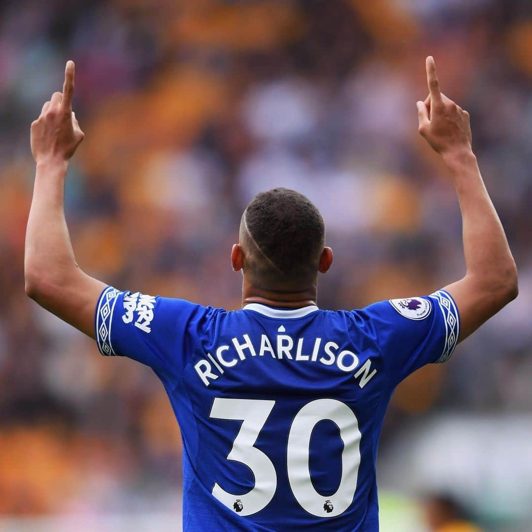 エヴァートンFCさんのインスタグラム写真 - (エヴァートンFCInstagram)「A first season to remember - and just the beginning... 💙🇧🇷🐦 • • • #richarlison #everton #efc #coyb #blues #toffees #nsno #goodisonpark #premierleague #pl #celebration #pru #pigeon #pombo #dançadopombo #brazil #brasil #cbf #selecao #seleçãobrasileira」5月17日 18時20分 - everton