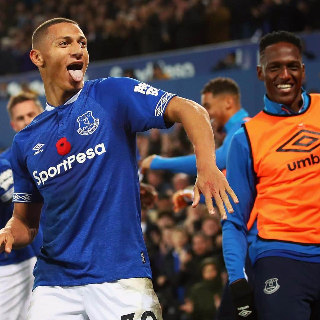 エヴァートンFCさんのインスタグラム写真 - (エヴァートンFCInstagram)「A first season to remember - and just the beginning... 💙🇧🇷🐦 • • • #richarlison #everton #efc #coyb #blues #toffees #nsno #goodisonpark #premierleague #pl #celebration #pru #pigeon #pombo #dançadopombo #brazil #brasil #cbf #selecao #seleçãobrasileira」5月17日 18時20分 - everton