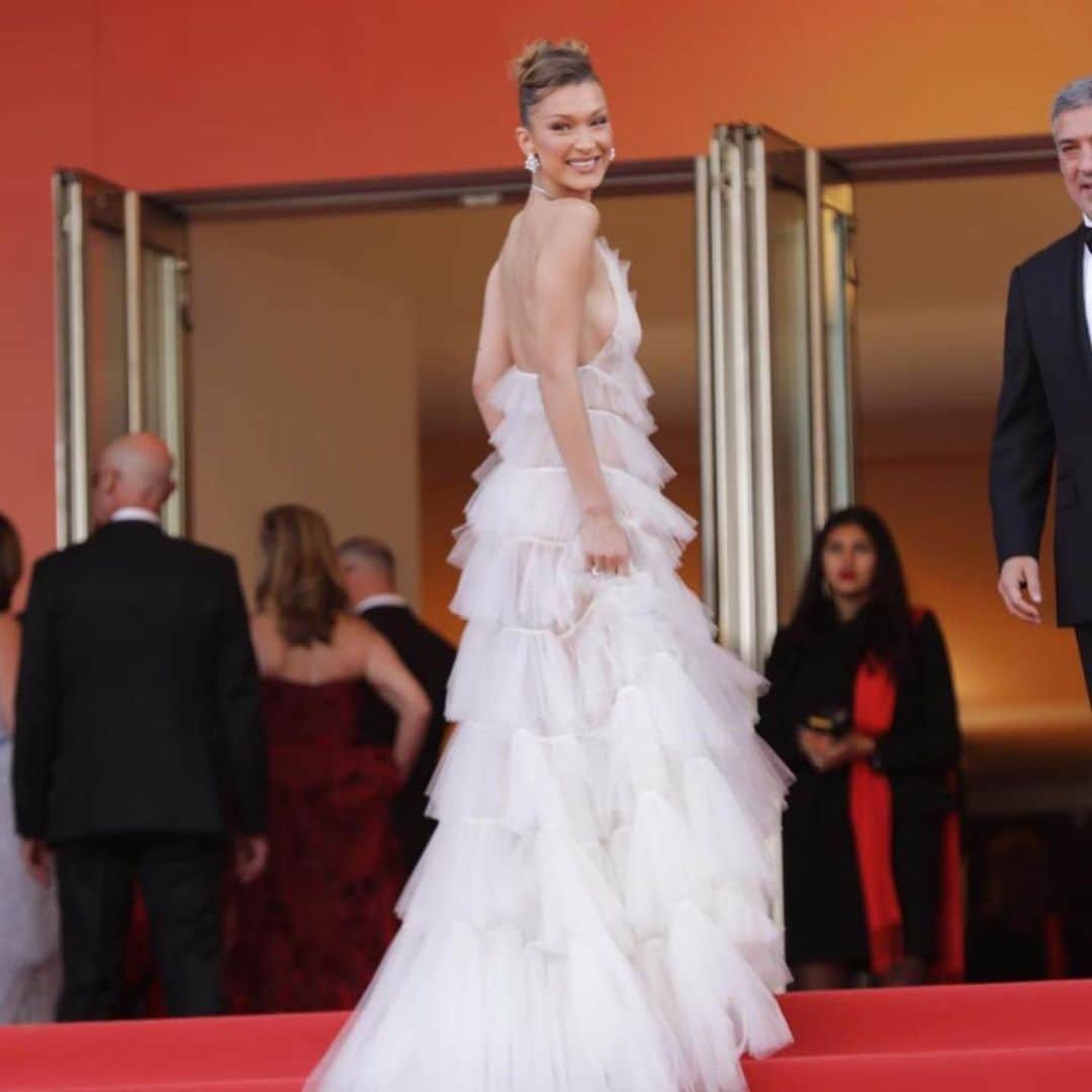 アンナ・デッロ・ルッソさんのインスタグラム写真 - (アンナ・デッロ・ルッソInstagram)「@bellahadid 💞💞💞 in @Dior at Cannes Film Festival 🎥🎞#redcarpetdress #Cannes 2019 #cannesfilmfestival2019 Photos by  @gersonlirio x @fashiontomax」5月17日 19時00分 - annadellorusso