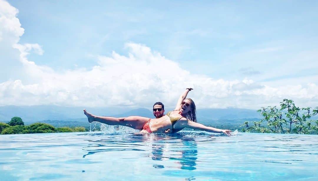 ミカエラ・シフリンのインスタグラム：「🙌 🤩 🙌」