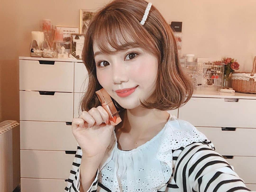 のインスタグラム：「最近の毎日メイク💄 YouTubeにUPしました🧡 最近オレンジとピンクを混ぜたメイクにハマってるよ💭 裸眼＆自まつ毛でも デカ目になるように意識してます👀💞 * レンズも新しく買って 見やすくなったと思います✨ 是非見てね～💓🙇‍♀️ * #YouTube#ほしのこch#🧡メイク#ピンクメイク#メイク方法#デカ目メイク」