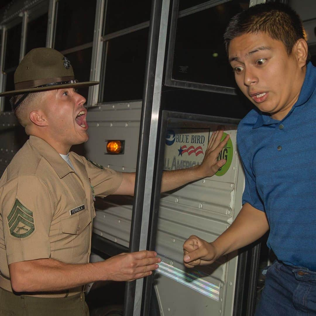 アメリカ海兵隊さんのインスタグラム写真 - (アメリカ海兵隊Instagram)「Did I Take The Wrong Bus?  A drill instructor welcomes a new recruit to recruit training during receiving at Marine Corps Recruit Depot San Diego, May 13, 2019. (@mcrdsd photo by Cpl. Brooke Woods)  #Marines #USMC #MCRD #SanDiego #MarineCorps #DevilDog #Recruit #Training #CaptionThis #MarineLife #SemperFi #Motivation #BootCamp #SanDiego」5月17日 21時00分 - marines